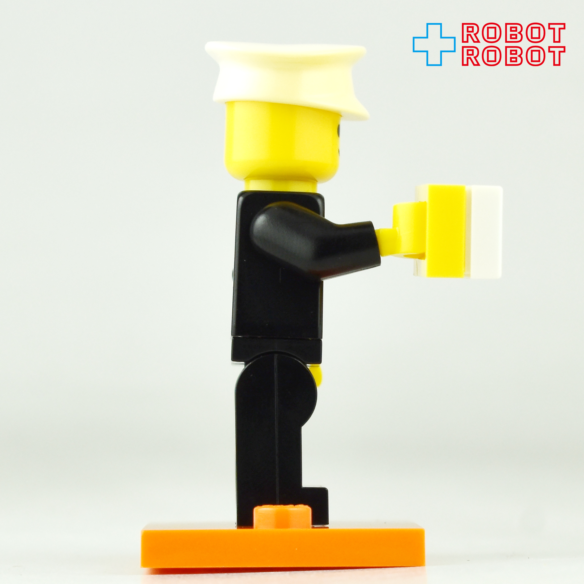レゴ LEGO ミニフィグ シリーズ18 71021 警察官 ミニフィギュア 入荷写真
