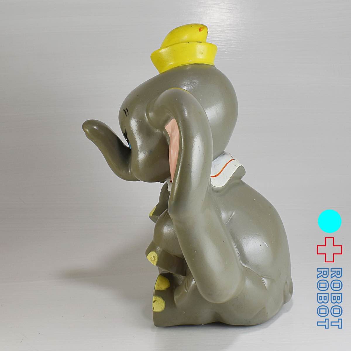 ウォルトディズニープロダクション ダンボ ラバードール コリア製