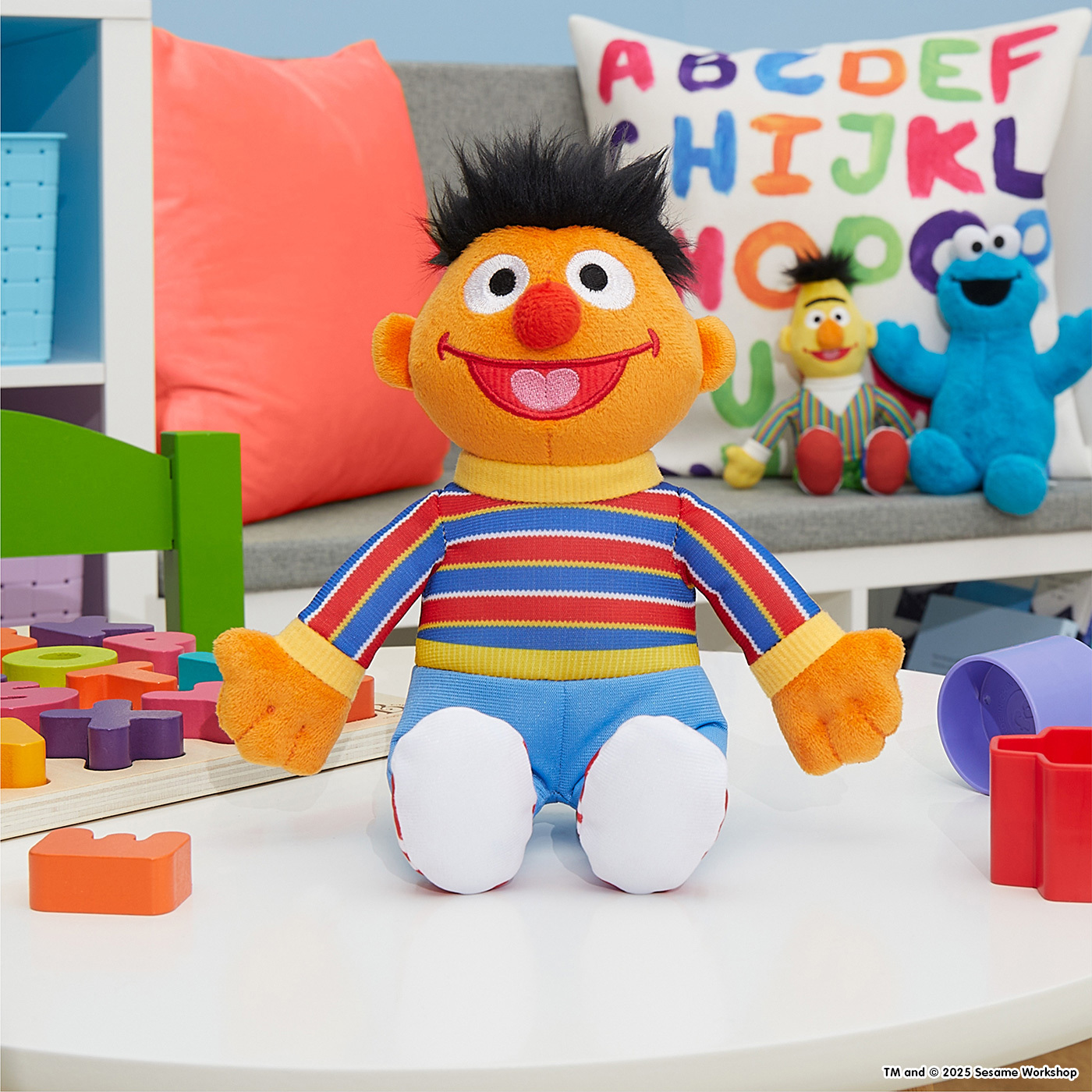 ジャストプレイ セサミストリート アーニー Sサイズ ぬいぐるみ 紙タグ付き 入荷写真