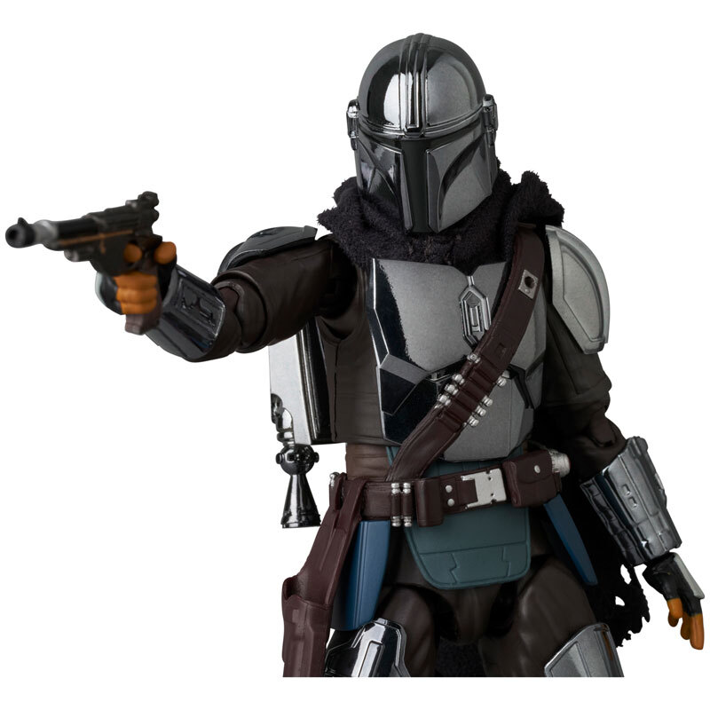 メディコム・トイ MAFEX マフェックス No.256 スター・ウォーズ マンダロリアン / マンダロリアン クロームVer. アクションフィギュア 入荷写真