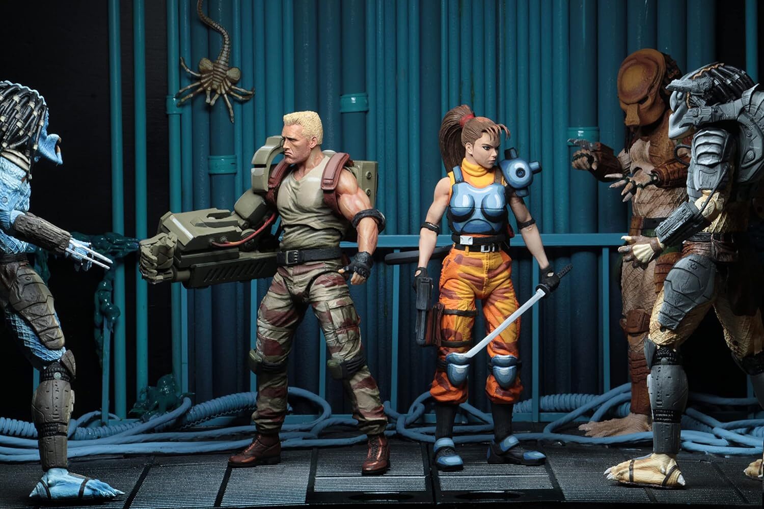 ネカ NECA エイリアン VS プレデター アーケード ダッチ・シェーファー＆リン・クロサワ 7インチ アクションフィギュア 未開封 入荷写真