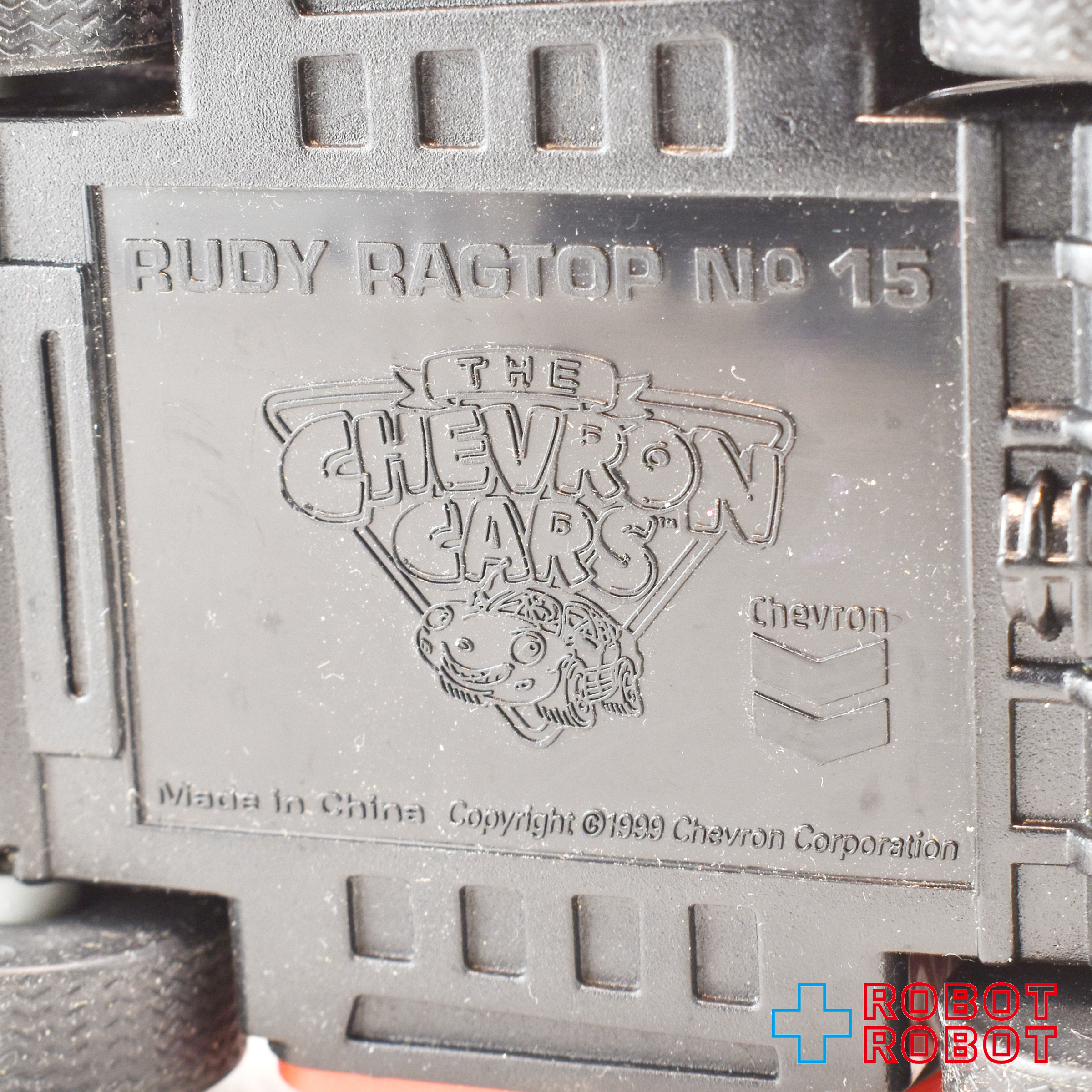 シェブロン・カーズ ルーディ・ラグトップ No.15 企業物 1999 入荷写真