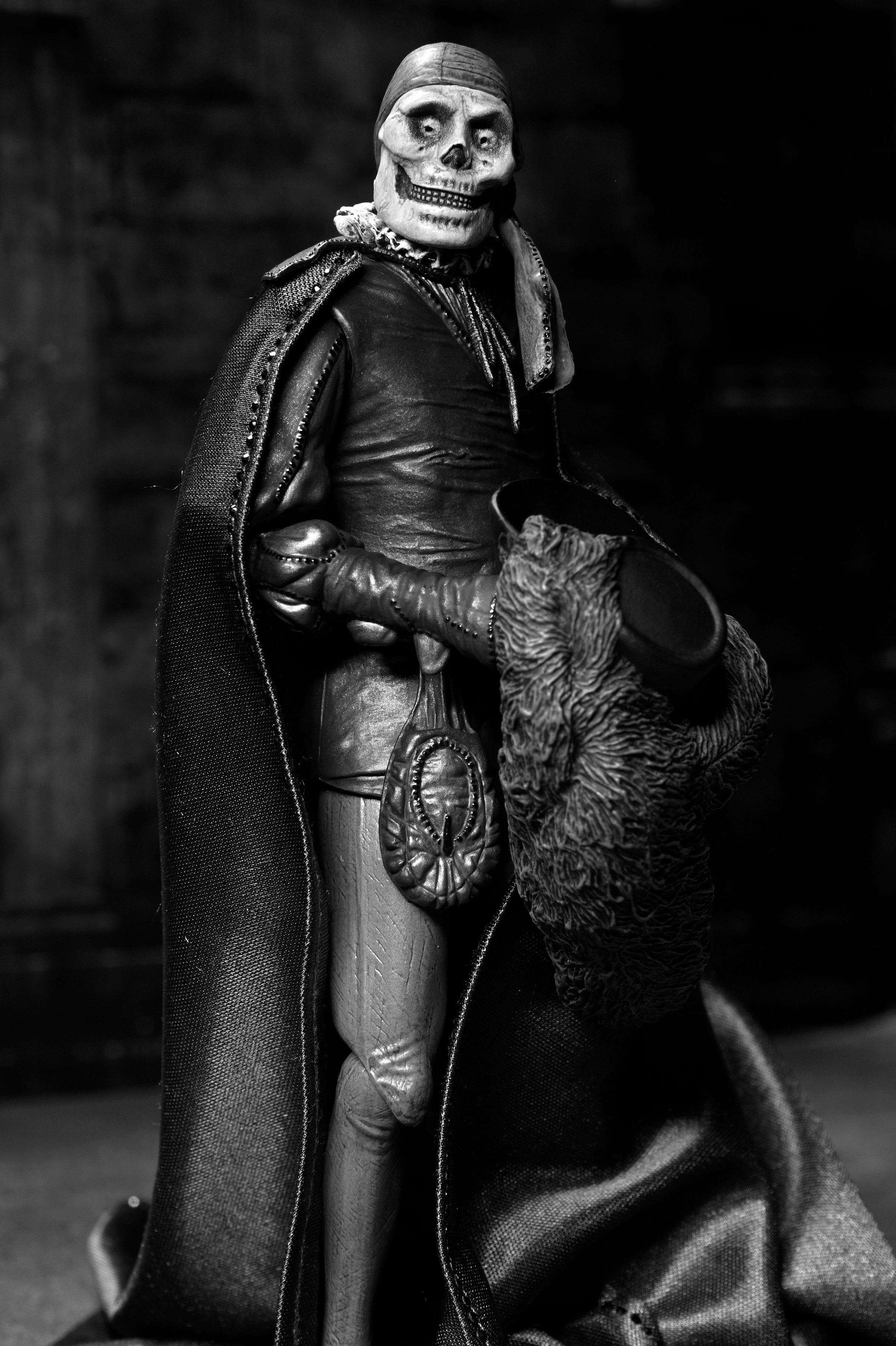NECA ネカ オペラ座の怪人 アルティメット (ブラック＆ホワイト) 1925 7インチ アクションフィギュア 未開封 入荷写真