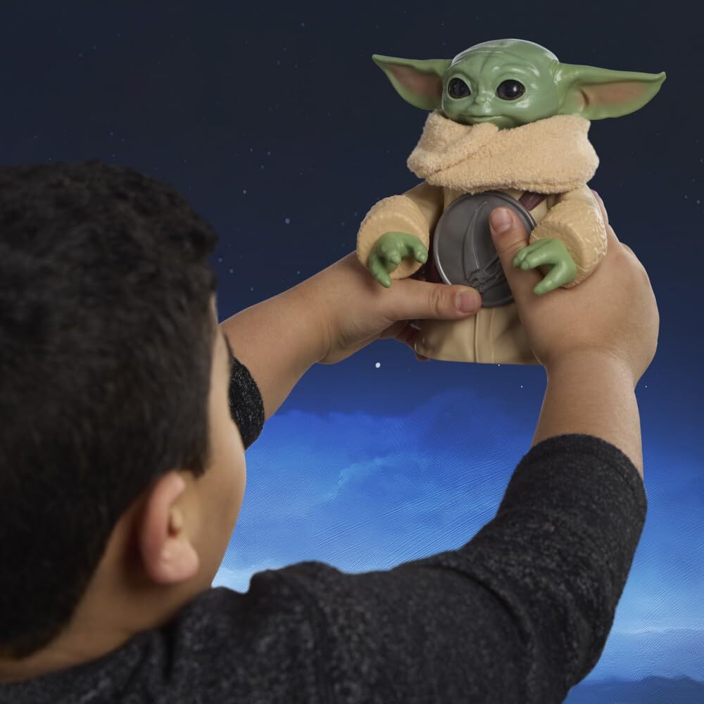 ハズブロ スター・ウォーズ マンダロリアン&グローグー ハグしてグローグー 6.5インチ エレクトロニック アクションフィギュア 未開封 入荷写真