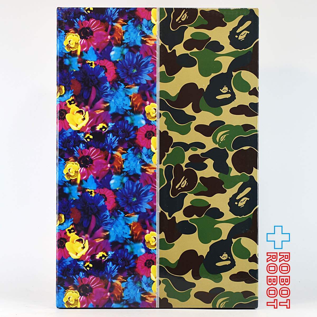 メディコム ベアブリック BAPE(R) × M / mika ninagawa SHARK GREEN 100％ & 400％ 入荷写真