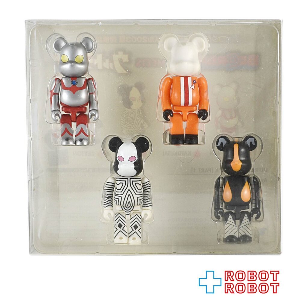 メディコム BE@RBRICK 100％ ベアブリック ウルトラマン WF2003夏限定 4体セット 入荷写真