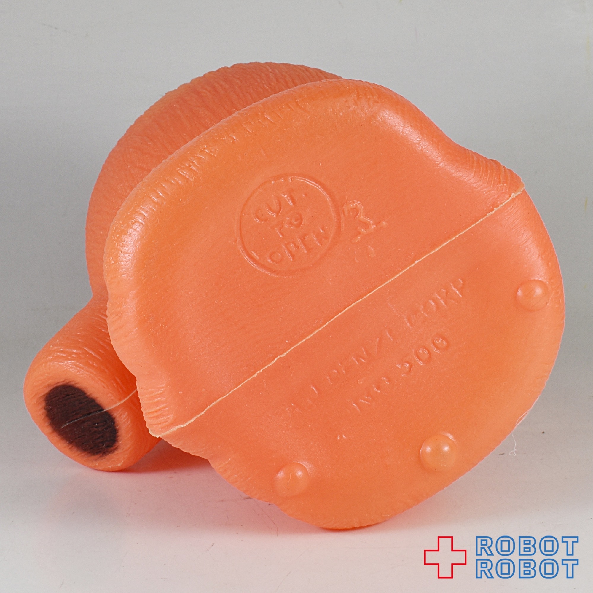 Q*bert BANK キューバート ポリ貯金箱 小 入荷写真