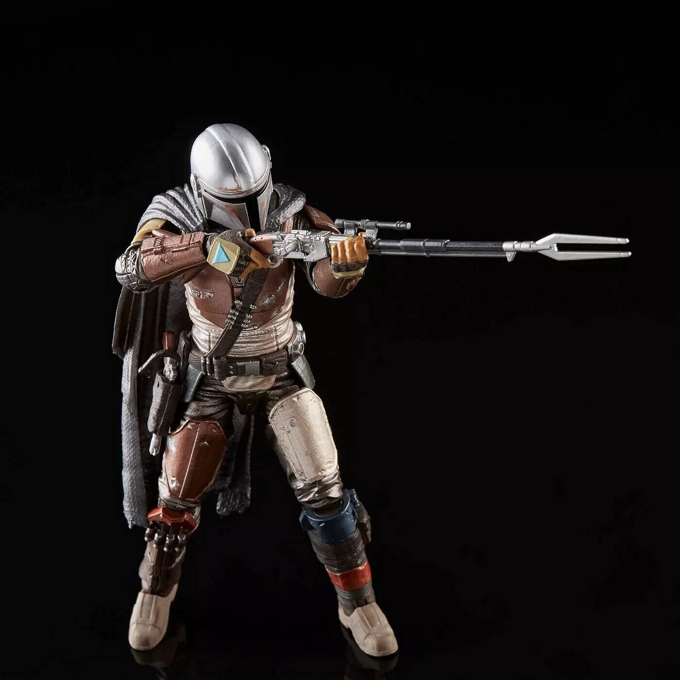 スター・ウォーズ ブラックシリーズ カーボナイズド #94 マンダロリアン 6インチフィギュア ※開封美品 入荷写真
