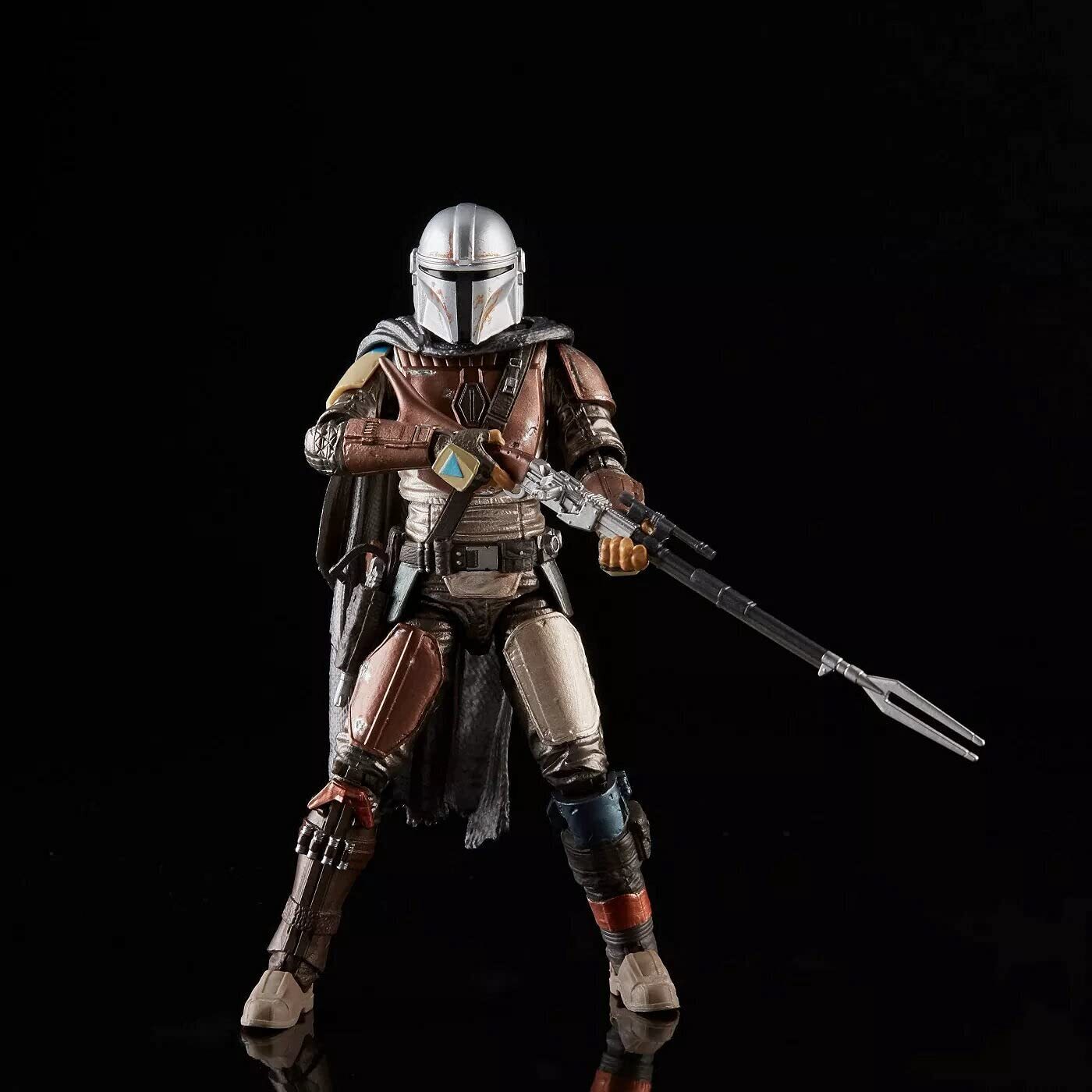 スター・ウォーズ ブラックシリーズ カーボナイズド #94 マンダロリアン 6インチフィギュア ※開封美品 入荷写真