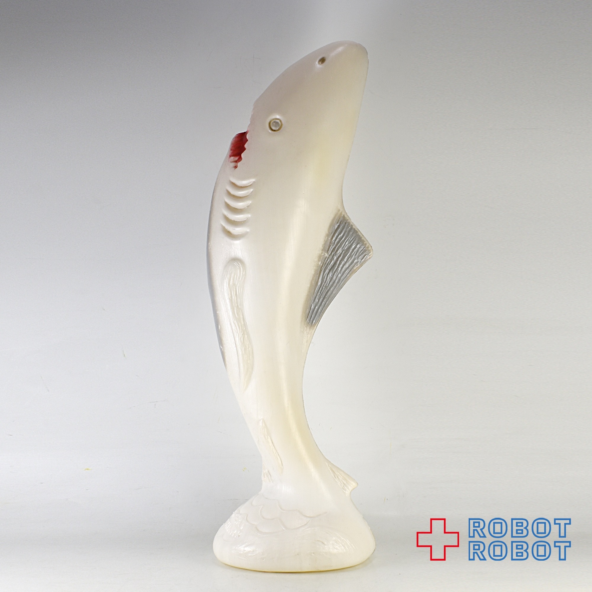 A.J. Renzi グレートホワイトシャーク ポリ貯金箱 入荷写真