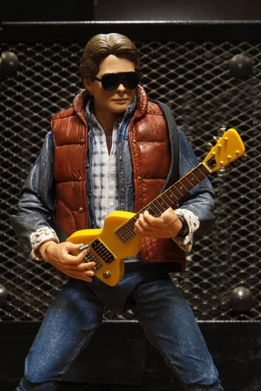 NECA バック・トゥ・ザ・フューチャー マーティ・マクフライ アルティメット 7インチ アクションフィギュア US版未開封 入荷写真