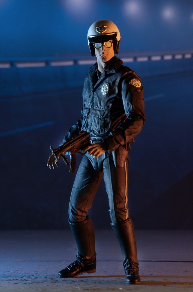 ネカ ターミネーター2 モーターサイクル・コップ T-1000 アルティメイト 7インチアクションフィギュア 未開封 入荷写真