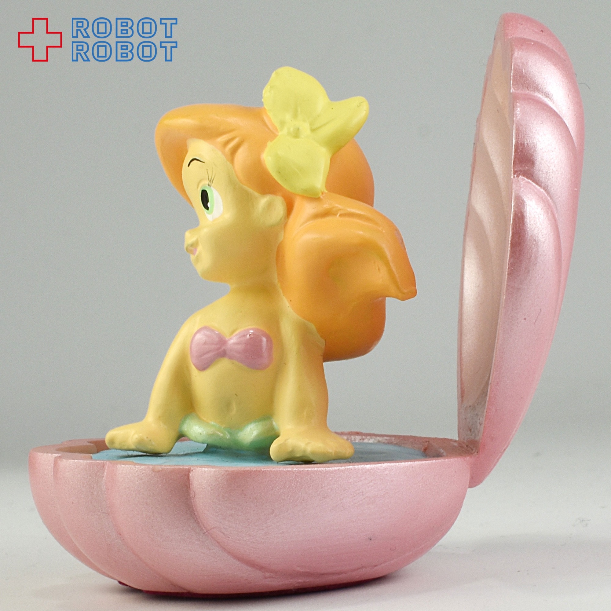 TDS ベイビーアリエル フィギュアリン 入荷写真