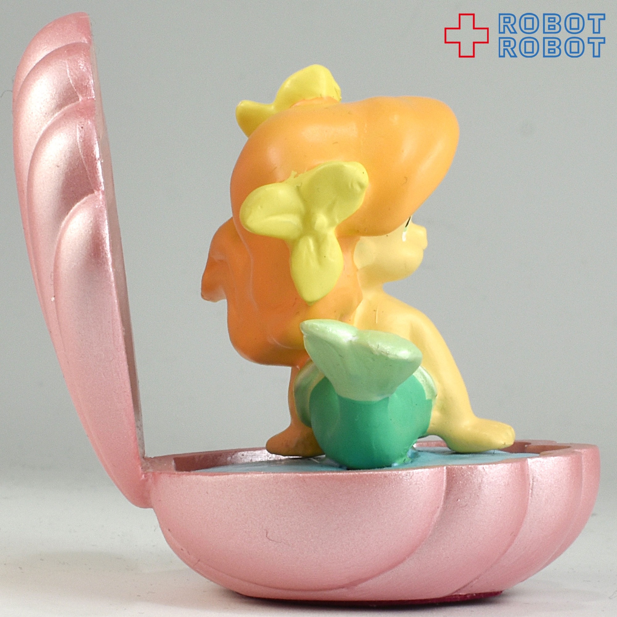 TDS ベイビーアリエル フィギュアリン 入荷写真