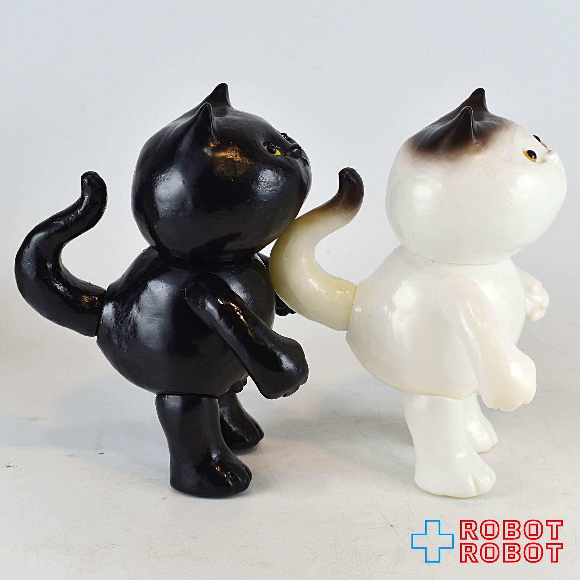 ナガモトマイ フテネコ 猫ソフビ 猫式 ver 2体セット 入荷写真