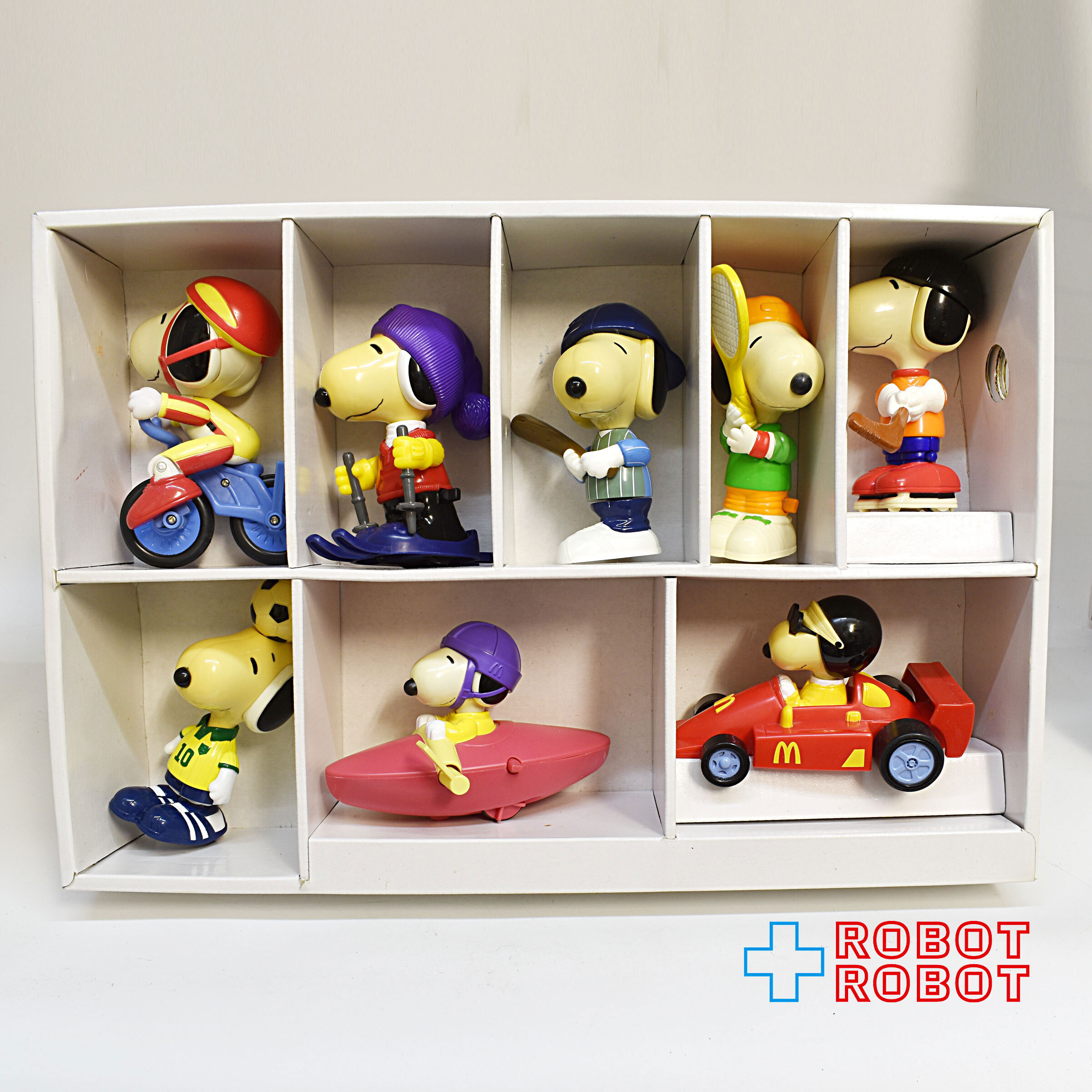 マクドナルド ピーナッツ スポーティー スヌーピー フィギュアセット ※難あり 入荷写真