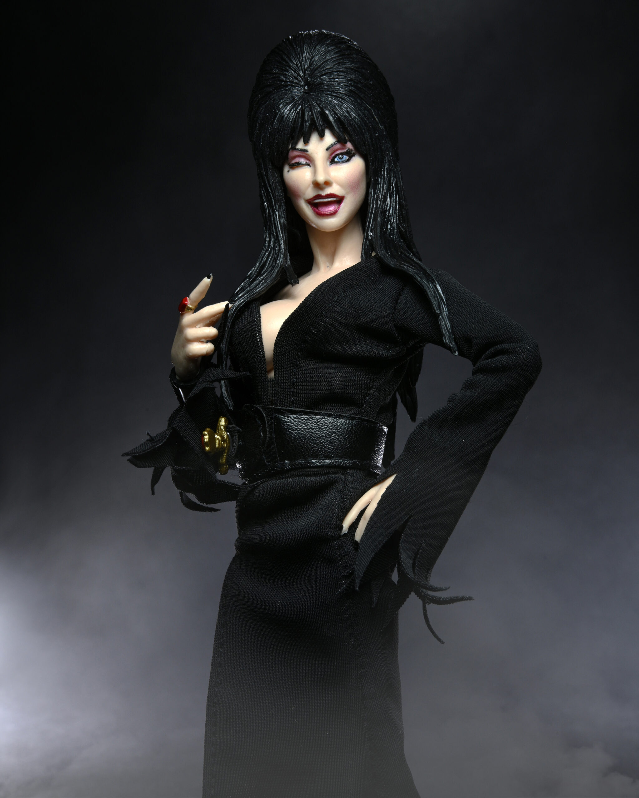 NECA エルヴァイラ 8インチ アクションドール 未開封 入荷写真