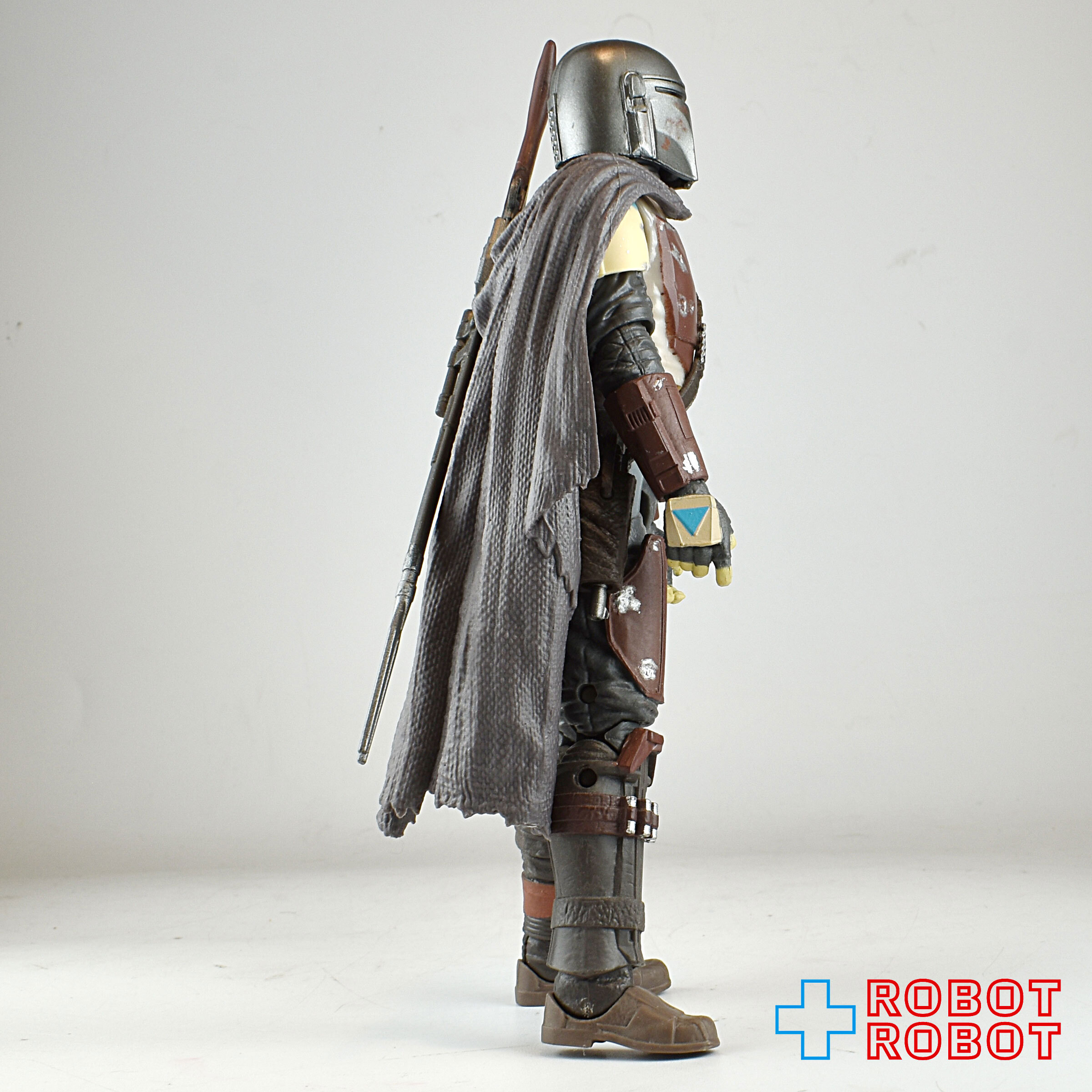 スター・ウォーズ ブラックシリーズ 2019 #94 マンダロリアン 6インチフィギュア ルース完品 入荷写真