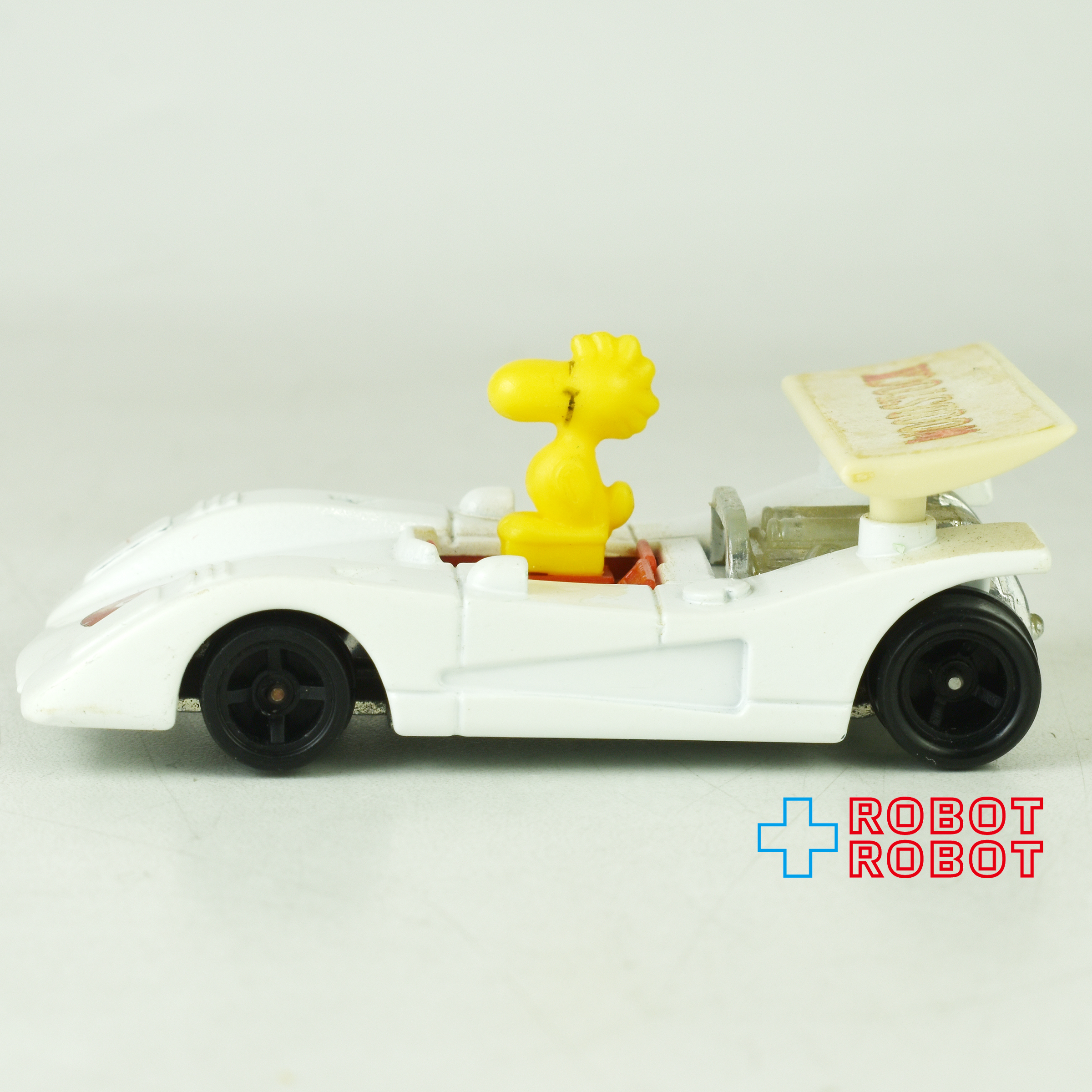 スヌーピー ウッドストック・イン・ホワイトレーサー ダイキャスト ミニカー メイド・イン・ホンコン ルース 入荷写真