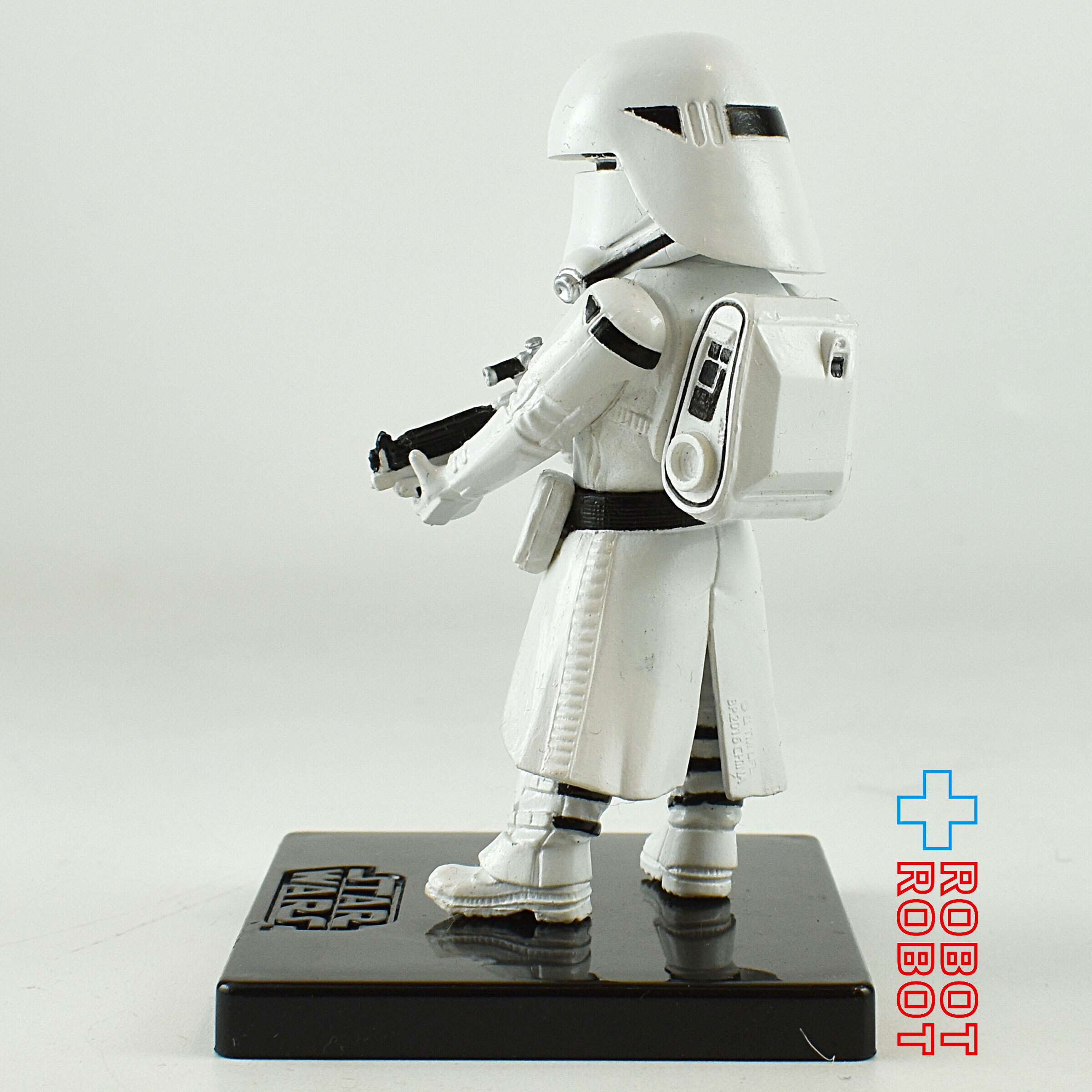 バンプレスト スター・ウォーズ フォースの覚醒 ワールドコレクタブルフィギュア ファースト・オーダー スノートルーパー 未開封 入荷写真