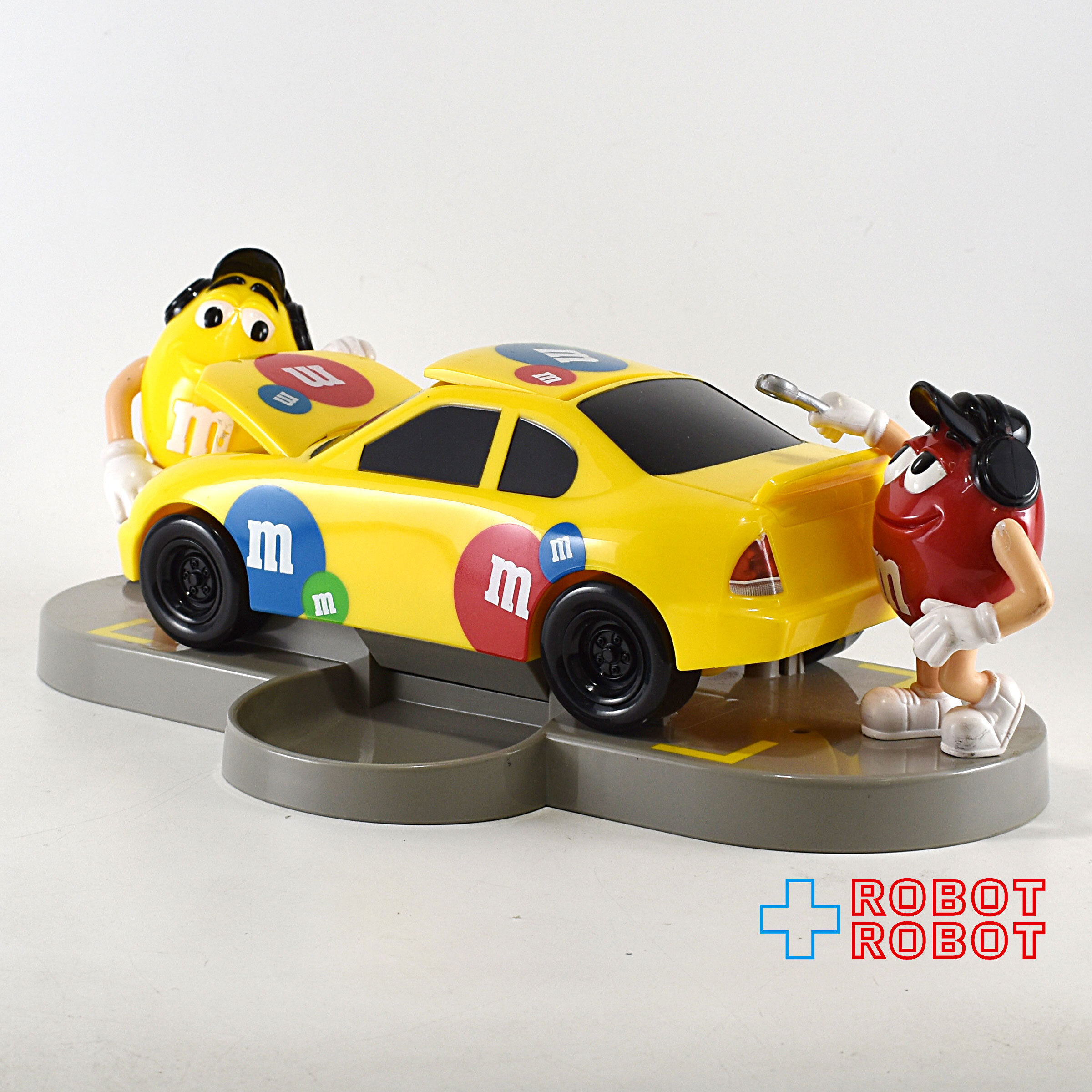 M&M's ディスペンサー アンダー・ザ・フード 黄色いレーシングカー エムアンドエムズ 企業物 入荷写真