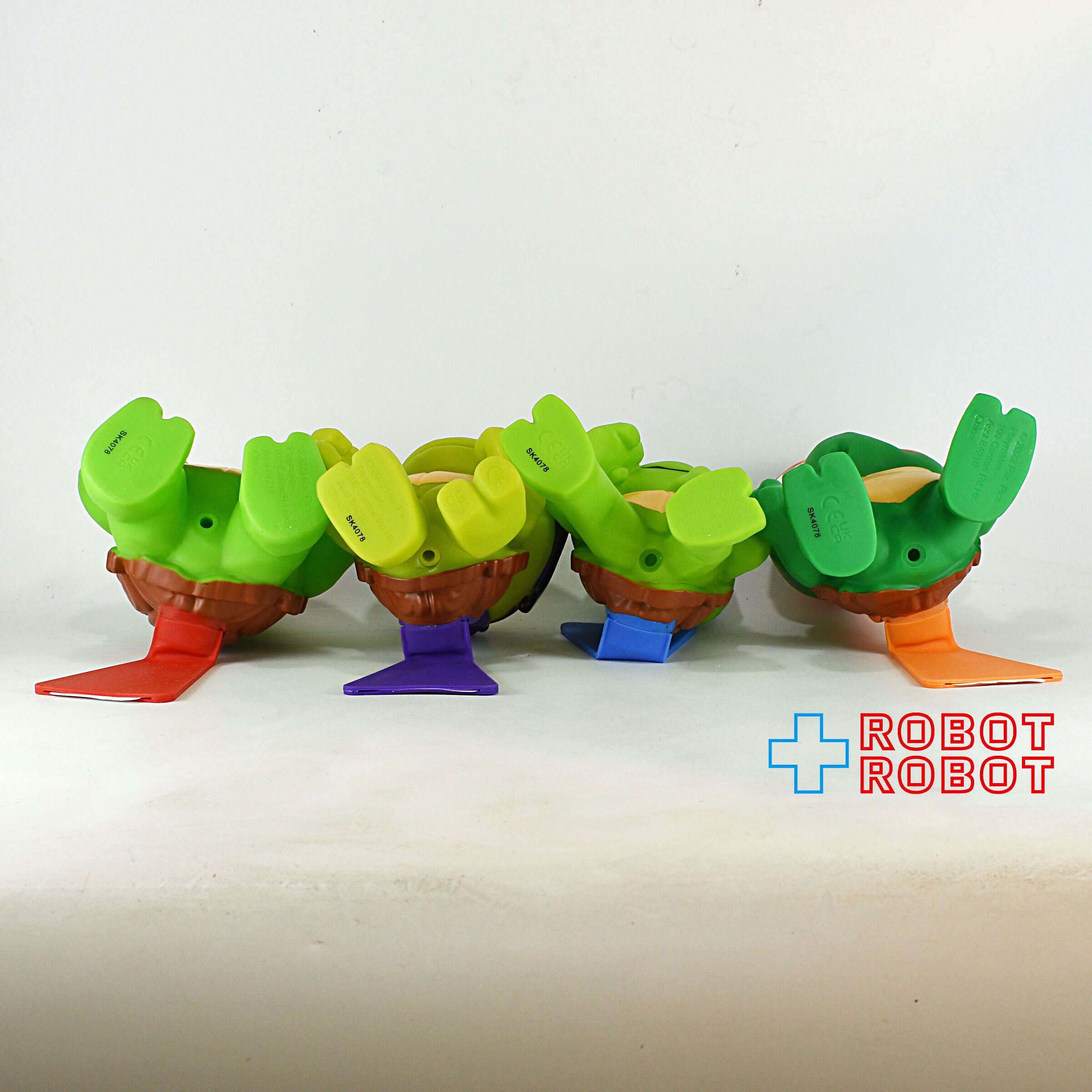 プレイメイツ タートルズ ミュータント・パニック！TMNT こどもタートル おならソフビ ４体セット 入荷写真