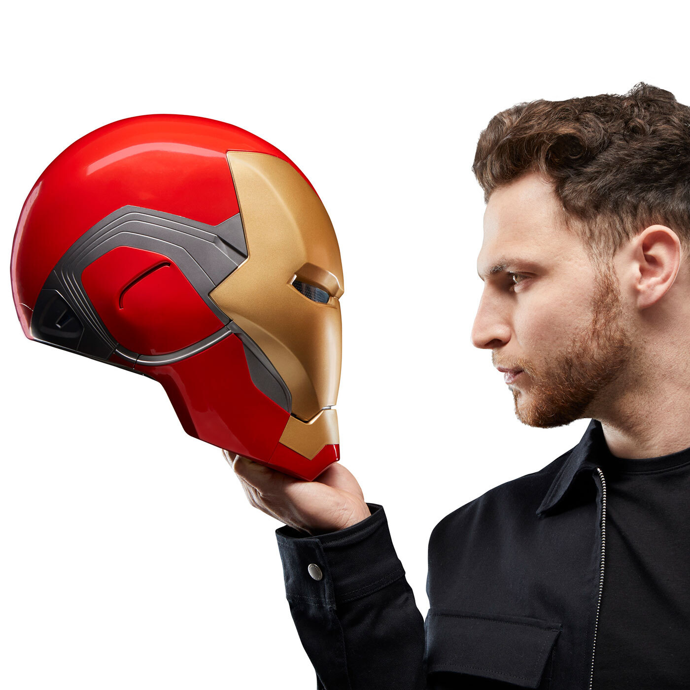 マーベルレジェンド アベンジャーズ エンドゲーム アイアンマン マーク85 1/1 スケール レプリカ ヘルメット 国内版 未開封 入荷写真
