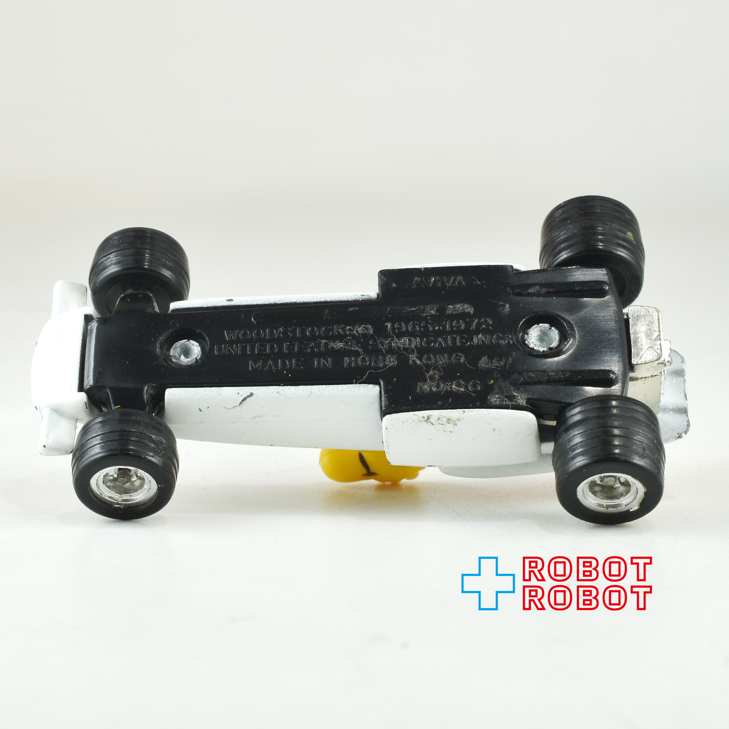 スヌーピー ウッドストック・イン・ホワイトレーサー ダイキャスト ミニカー メイド・イン・ホンコン ルース 入荷写真
